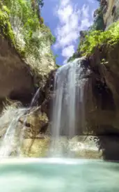 8 Hidden Waterfalls That Appear Only in the Monsoon