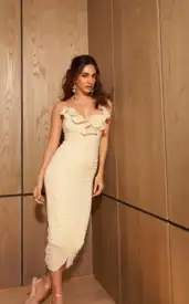 9 Red Carpet Looks of Kiara Advani That Are Too Hot To Handle