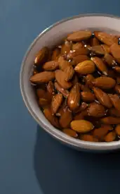 ​8 health benefits of soaked almonds​