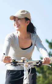 Weight loss, strong legs, more: Benefits of cycling