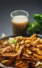 9 delicious snacks to eat with your tea