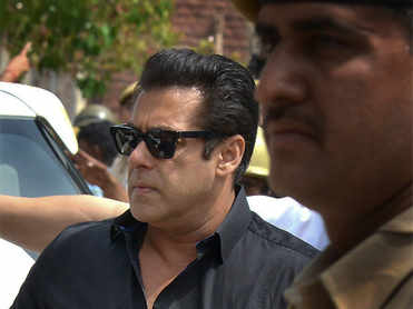 1998 Blackbuck verdict: Salman Khan gets 5-yr jail term, Rs 10K penalty