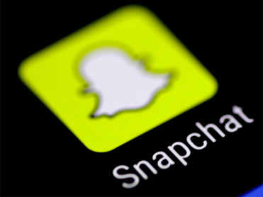 Move over, Facebook and Instagram: Teens swear by photo-messaging app Snapchat