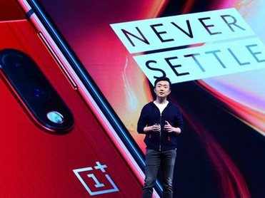 Update your device now: OnePlus set to roll out a 1.8GB Android 10 upgrade on 6 & 6T