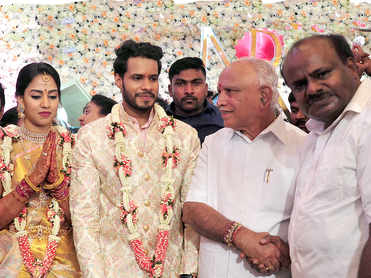 HD Kumaraswamy ​asserts social distancing was maintained during son's wedding, thanks Yediyurappa for backing family