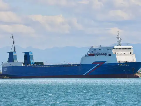 Passage of ships to Black Sea continues smoothly, Turkish officials say