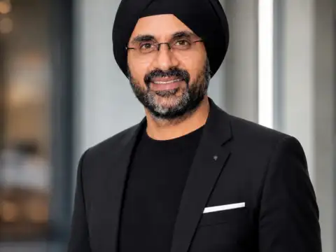 Zee appoints Tejkarran Singh Bajaj as Zee5 India business head