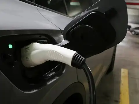 Nearly 45% homes in India need electrical upgrades for safe EV charging: Report