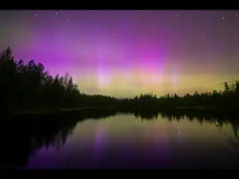 Northern Lights could light up UK skies again on Sunday as Met Office issues fresh forecast-here's what you need to know