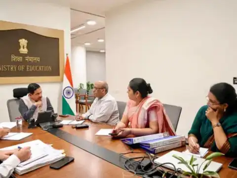 Centre appoints key officials in NTA amid NEET paper leak row