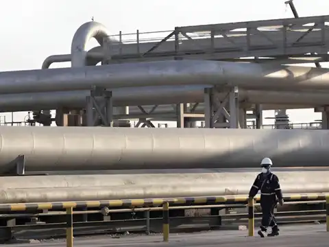 Saudi oil pipeline hit in strikes will be mostly out of service for several weeks for repair