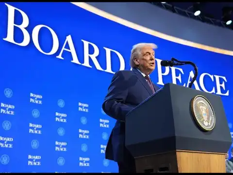 Trump announces a deal for Hamas to disarm in Gaza, but many hurdles and uncertainty remain