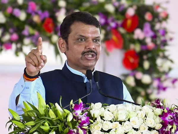 India News Live Updates: Multiple Congress leaders are coming in our contact & they wish to join BJP, says Maharashtra Dy CM Fadnavis