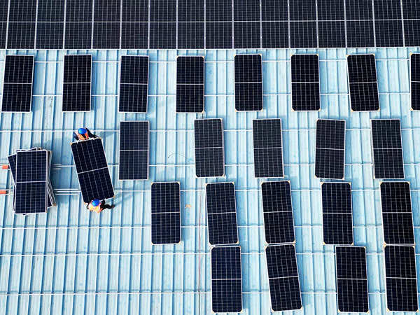 China households, businesses take shine to rooftop photovoltaics