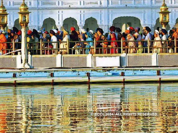In the line of faith: Recounting an unforgettable experience at Sri Harmandir Sahib