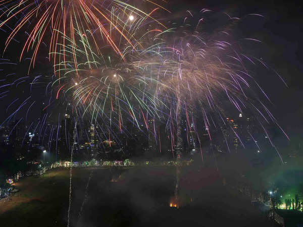 India News Highlights: Diwali celebrations commence with lights, diyas, and fireworks