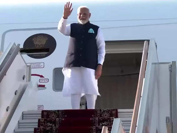 PM Modi News Live Updates: Prime Minister Narendra Modi emplanes from Moscow, as he departs for Austria for the second leg of his visit