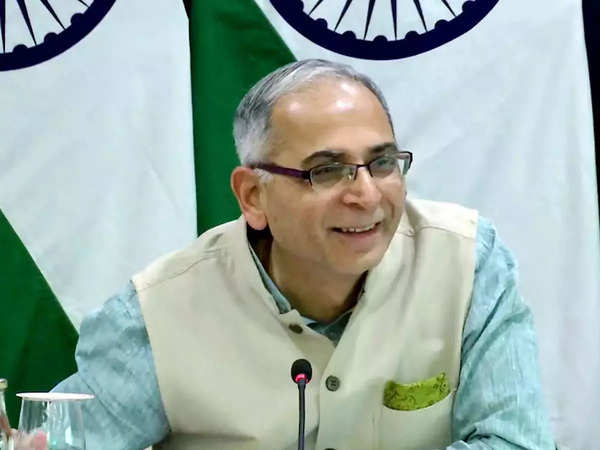 India Live News Updates: Foreign Secretary Vinay Mohan Kwatra given extension of six months - The Economic Times