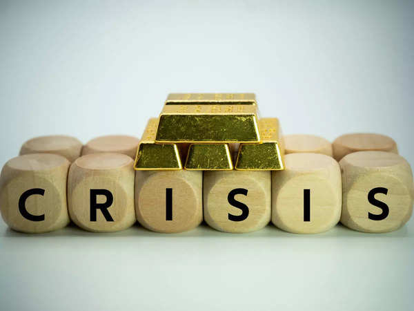 Should you increase investment exposure to gold due to the Russia-Ukraine crisis?
