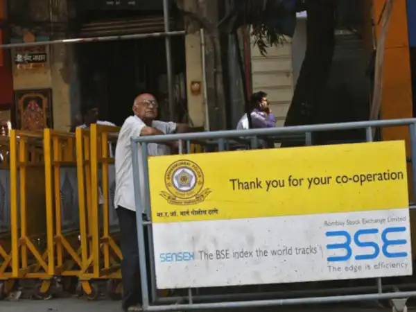 Traders’ Diary: Nifty has major hurdle at 11,525 level Traders’ Diary: Nifty has major hurdle at 11,525 level