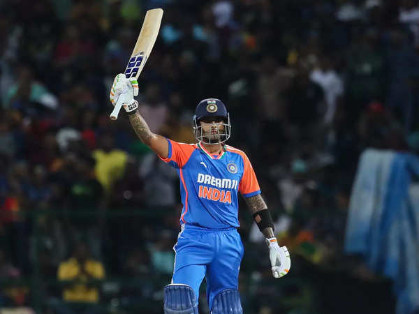 India vs Sri Lanka T20I Live News Updates: Suryakumar Yadav shows the way as India score 213 for 7 against Sri Lanka in first T20I