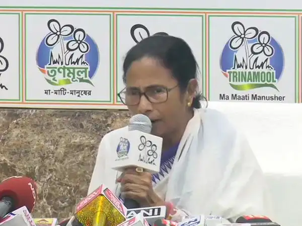 Election News: Mamata Banerjee to hold election meeting in Mathurapur tomorrow before PM Modi's rally Election News: Mamata Banerjee to hold election meeting in Mathurapur tomorrow before PM Modi's rally