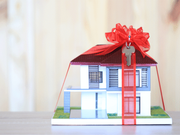 Can a property transferred via gift deed be taken back by the giver?