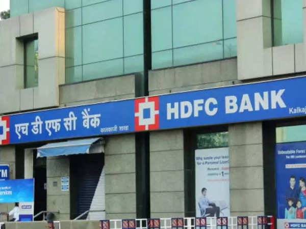 Stock Radar: HDFC Bank loses momentum after hitting record high in July; what traders should do