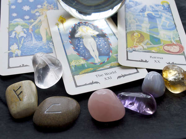 Keep the faith: In 2nd wave of Covid, virtual tarot readings, 5D and candle healings gave people hope