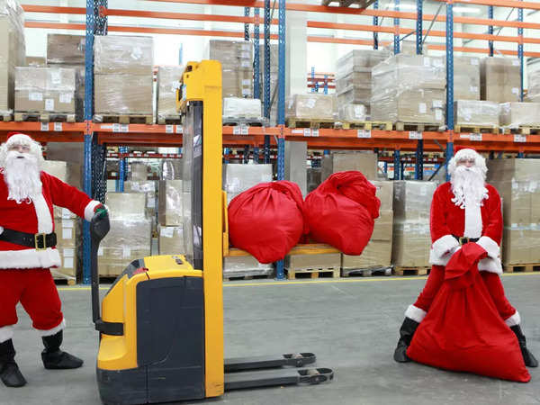 Exporters face a 30-35% decline in Christmas orders; industry braces for challenging times ahead