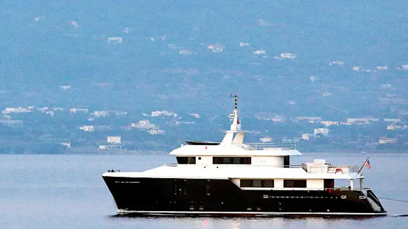 A secret group of 250 Facebook millionaires who discuss which yachts & tropical islands to buy A secret group of 250 Facebook millionaires who discuss which yachts & tropical islands to buy