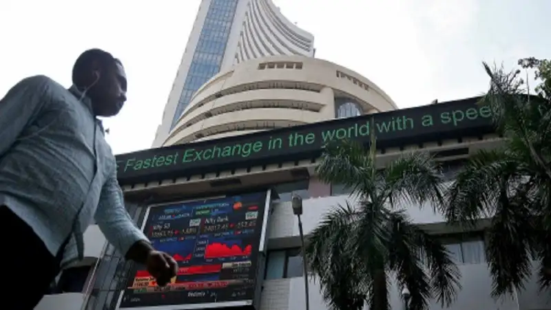 Jet Airways, Mindteck India among top losers on BSE Jet Airways, Mindteck India among top losers on BSE