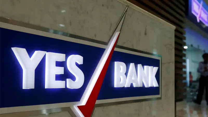 YES Bank tanks 10% on Moody's downgrade, negative outlook YES Bank tanks 10% on Moody's downgrade, negative outlook