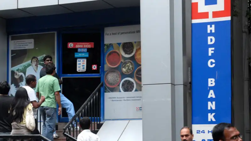 Hdfc Bank Increases Service Charge By As Much As 50 On Debit Cards - 