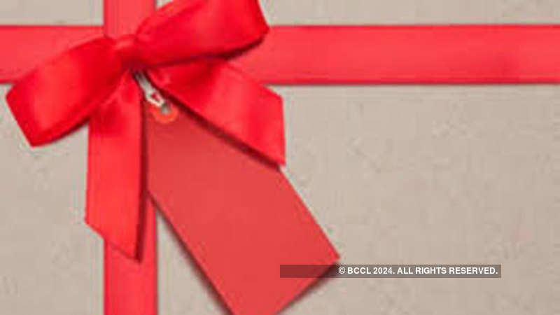 Gift How To Give Equity Shares As A Gift The Economic Times - 