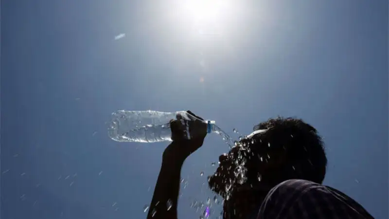 Heat wave claims 41 more lives in Andhra Pradesh, nationwide toll at 2248 Heat wave claims 41 more lives in Andhra Pradesh, nationwide toll at 2248