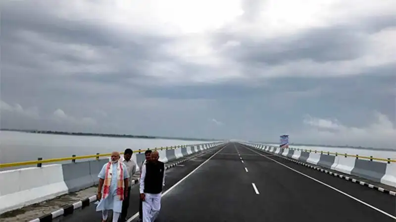 Longest bridge in India,Longest bridge in India on river,Longest Sea Bridge in India,Biggest bridge in India,Famous bridges in India
