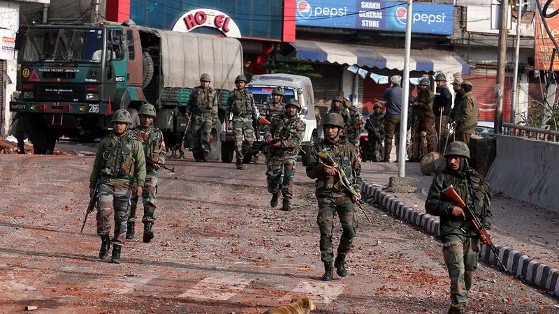 Pulwama Attack Curfew Continues In Jammu Army Stages Flag March - 