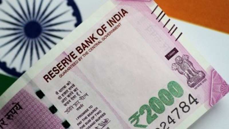 Us Dollar Indian Rupee Rupee Pares Gains Settles Flat At 69 36 A - 