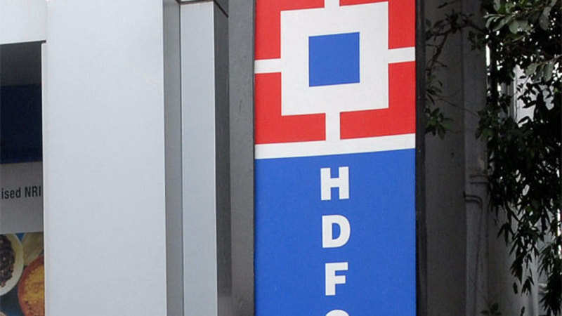 Hdfc Bank Hdfc Bank Lets Go Of 4 500 Employees In Q3 May Go Slow - 