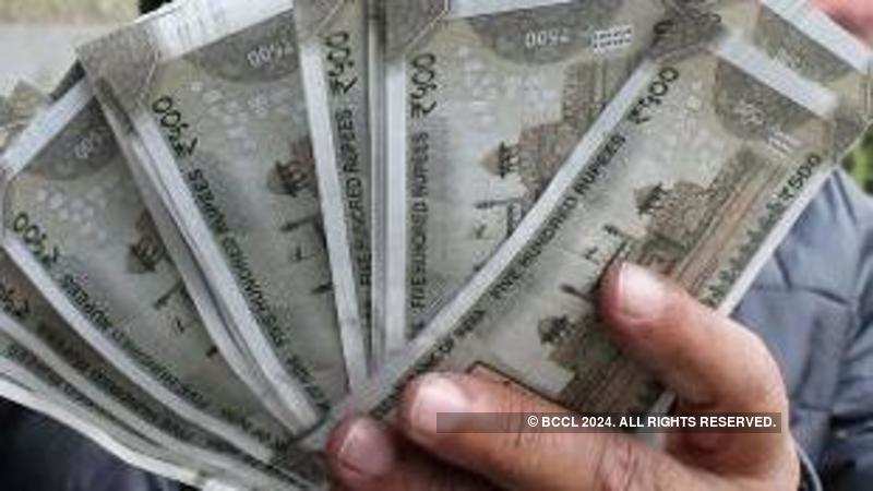 Rupee Dollar Was Rupee Relatively Stable Despite Global Turmoil - 