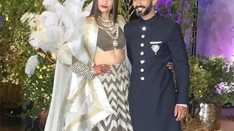 Newlyweds Sonam Kapoor Anand Ahuja Host A Starry Reception The - 