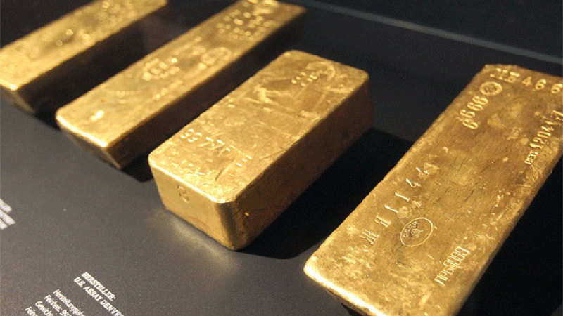 Gold Prices Gold Slips From All Time High Level Falls Rs 163 The - 