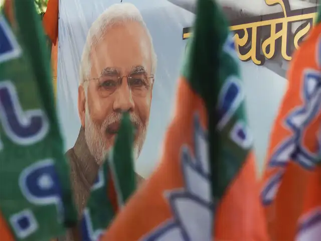 Sena takes jibe at BJP's claim of winning 43 LS seats in Maharashtra Sena takes jibe at BJP's claim of winning 43 LS seats in Maharashtra