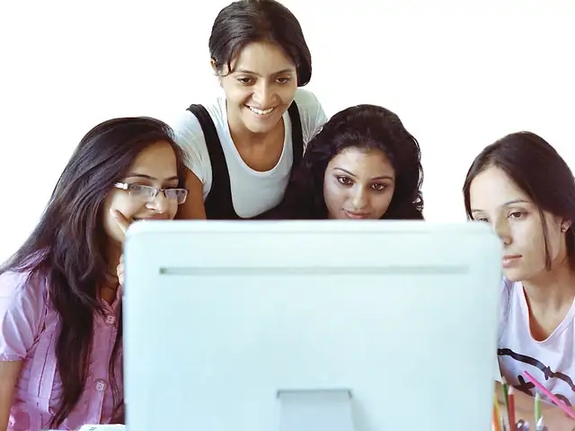 Jobs In Bengaluru Las Move To If You Want Ger Pay With Most Of Bengaluru Companies Being Part Modern Industries They Are Willing To Pay Employees A Lot More
