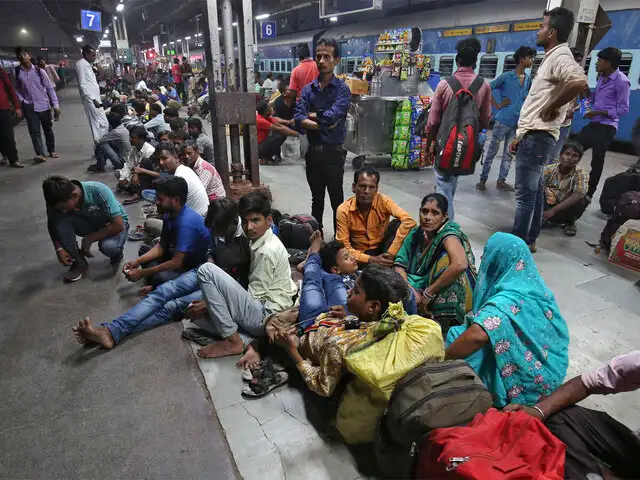 Migrants make up 70% of workforce in Surat, 50% in Ahmedabad: Study Migrants make up 70% of workforce in Surat, 50% in Ahmedabad: Study