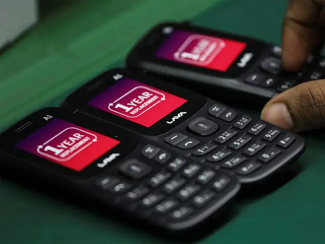 Govt considering to allow 'mobile shop' in country: Housing Ministry Govt considering to allow 'mobile shop' in country: Housing Ministry