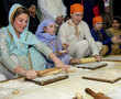 Canadian PM Justin Trudeau prays at Golden Temple, makes rotis