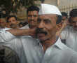 Arun Gawli dons Gandhian thought