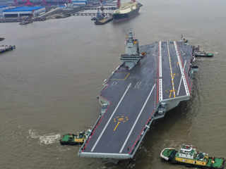 China's third aircraft carrier heads to sea for the first time:Image